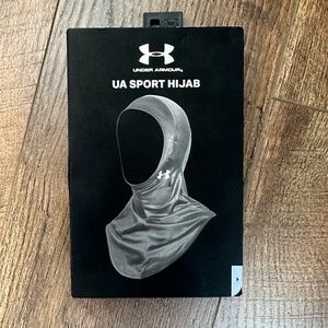 New in box- Under Armour women's Sport Hijab